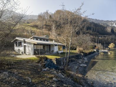 Renovation Ferienhaus und Bootshaus in Leissigen