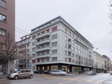 Gebäudeaufstockung Mehrfamilienhaus, Perolles FR 