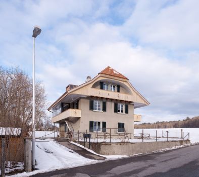 Umbau Zweifamilienhaus Niederwangen 